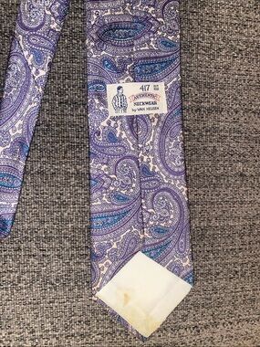 Van Heusen Lavender and Blue Paisley Men's Tie